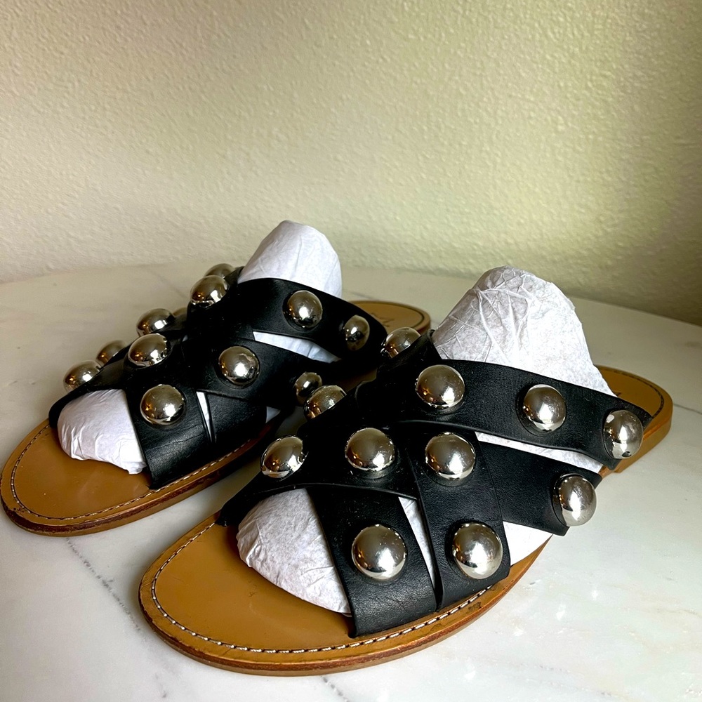 Marc Fisher ltd raided sandal. Chrome buttons.